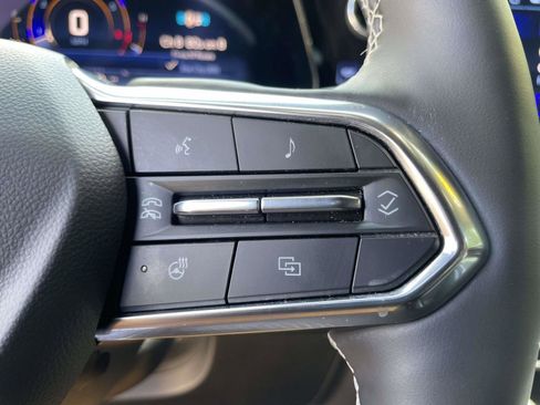 Used 2025 Chevrolet Traverse LT w/ LPO, Floor Liner Package FWD image 8