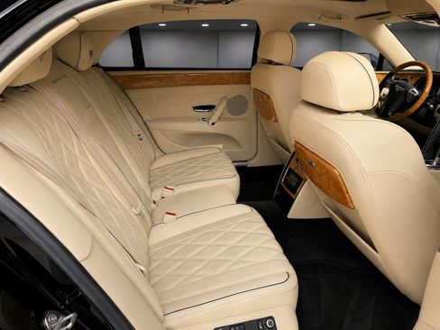 Used 2014 Bentley Flying Spur W12 AWD/4WD image 17