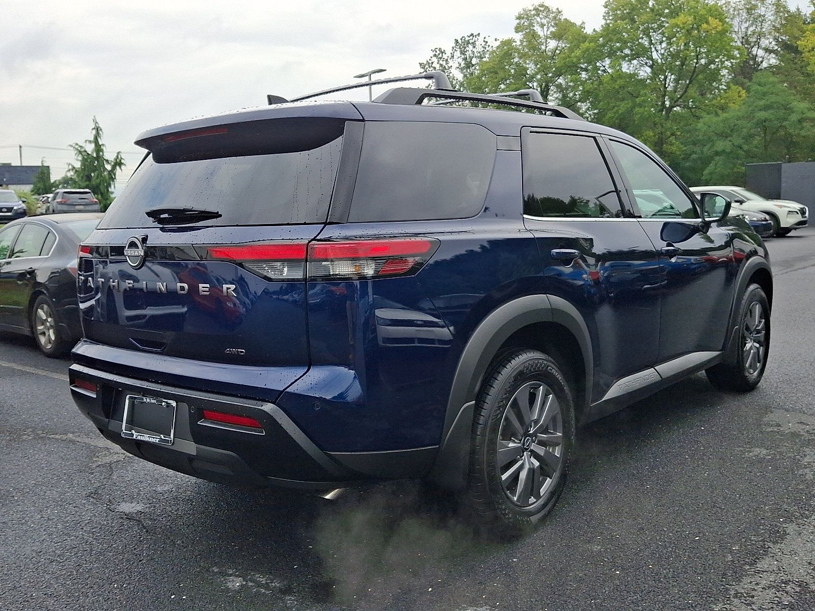 Certified 2026 Nissan Pathfinder SV AWD/4WD image 6