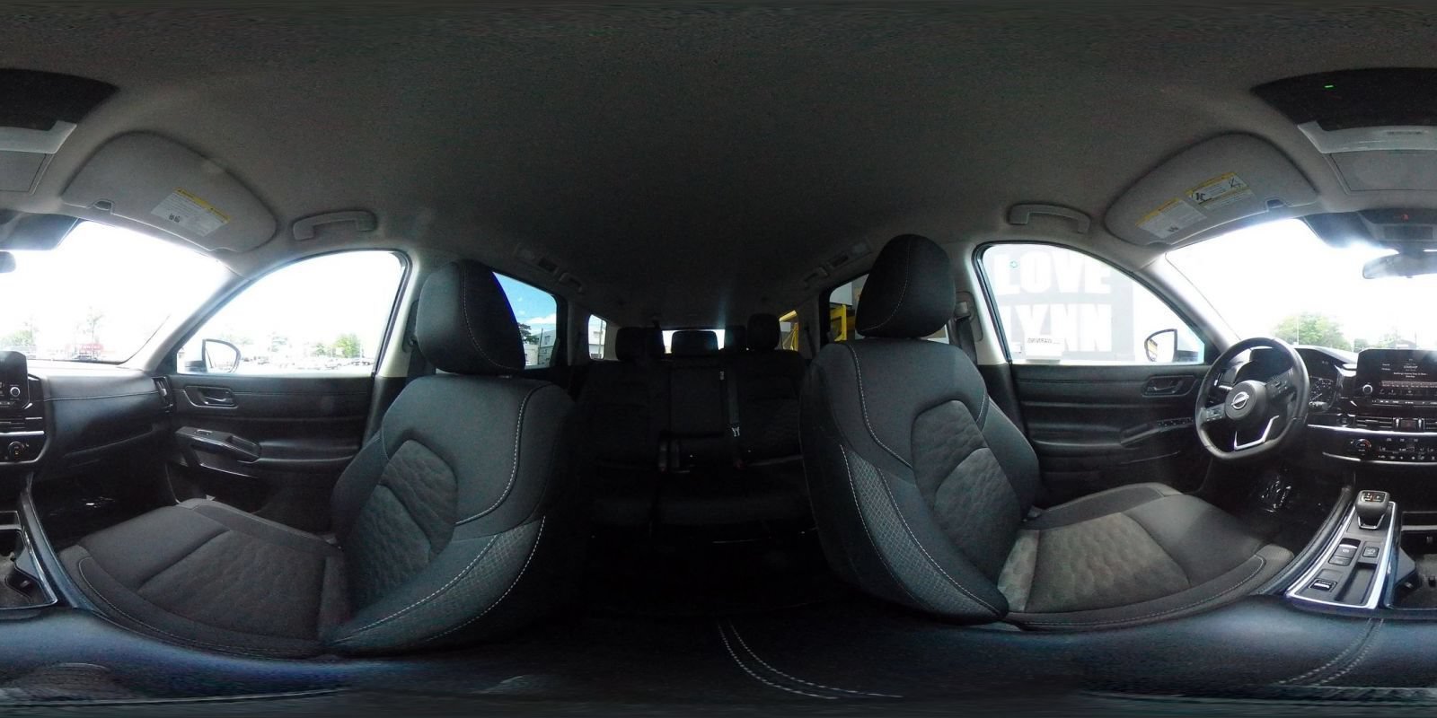 Used 2025 Nissan Pathfinder SV FWD image 40