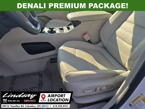 Used 2023 GMC Terrain Denali w/ Denali Premium Package image 20