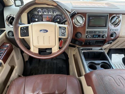 Used 2011 Ford F250 King Ranch w/ King Ranch w/Chrome Pkg AWD/4WD image 16