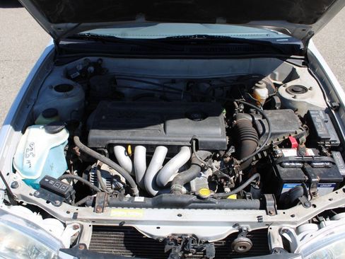 Used 2002 Toyota Corolla LE FWD image 15