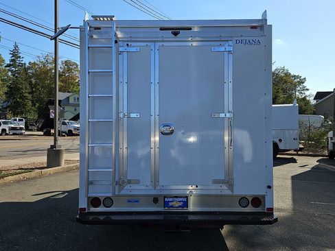 New 2025 Chevrolet Express 3500 w/ Power Convenience Package image 5
