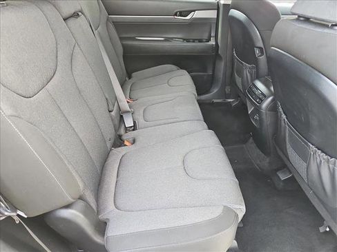 Used 2022 Hyundai Palisade SE image 25