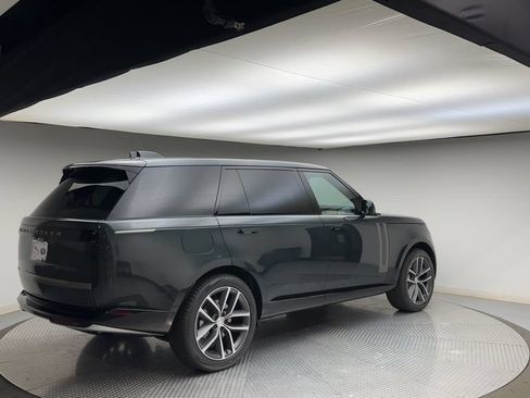 Used 2024 Land Rover Range Rover Long Wheelbase SE AWD/4WD image 8