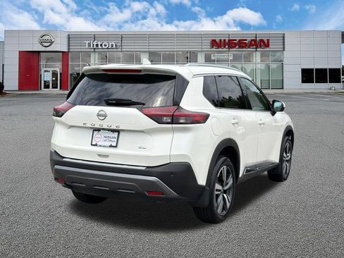 Used 2023 Nissan Rogue SL FWD image 7