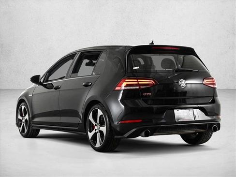 Used 2019 Volkswagen Golf 4-Door FWD image 8
