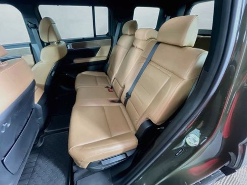 Used 2024 Hyundai Santa Fe Limited FWD image 27