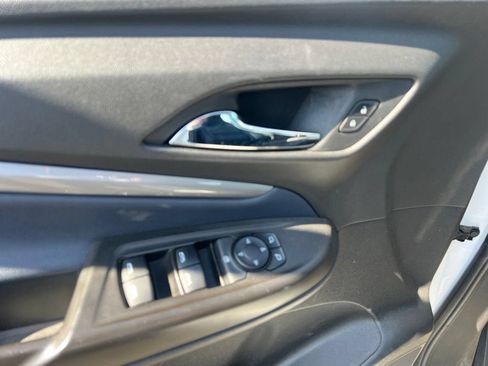 Used 2022 Chevrolet Bolt EUV Premier w/ Launch Edition FWD image 13