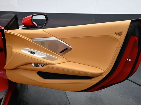 Used 2022 Chevrolet Corvette Stingray w/ Z51 Performance Package image 27