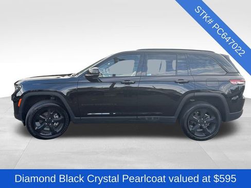 Used 2023 Jeep Grand Cherokee Altitude image 4