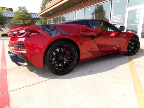 Used 2024 Chevrolet Corvette Z06 RWD image 26