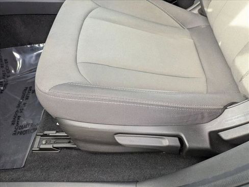 Used 2024 Subaru Crosstrek 2.0i image 14