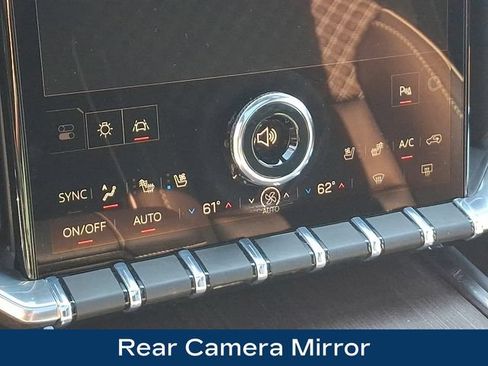 Used 2025 GMC Acadia Denali w/ Super Cruise Package AWD/4WD image 14
