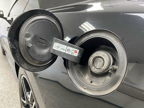 Used 2021 Ford Mustang Premium image 28