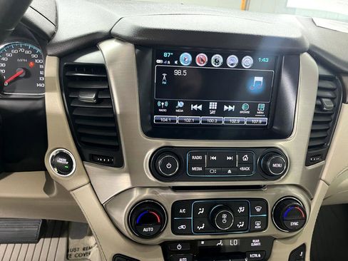 Used 2018 GMC Yukon Denali w/ Denali Ultimate Package image 17