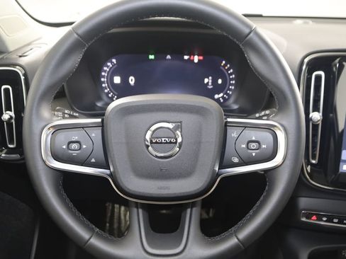Used 2026 Volvo XC40 B5 Plus AWD/4WD image 36