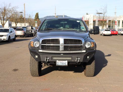 Used 2006 Dodge Ram 1500 Truck SLT image 2