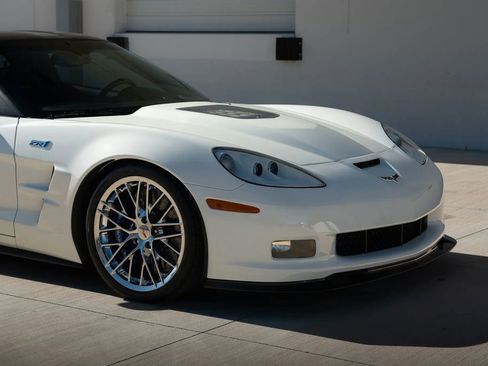 Used 2010 Chevrolet Corvette ZR1 w/ Preferred Equipment Group RWD image 66