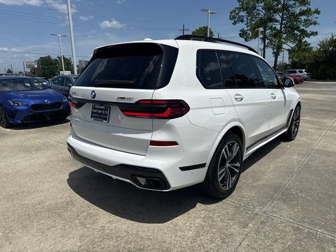 Certified 2024 BMW X7 xDrive40i w/ M Sport Package AWD/4WD image 5