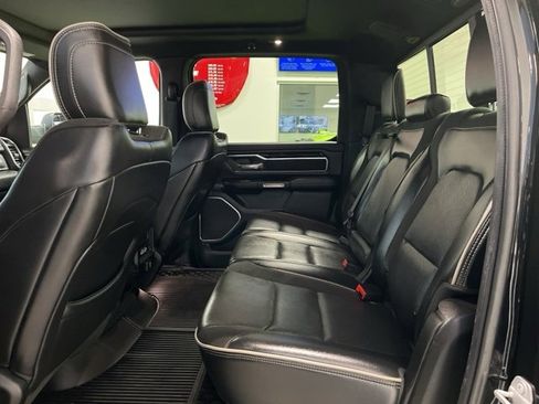 Used 2019 RAM 1500 Laramie image 13