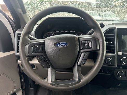 Used 2022 Ford F350 XLT w/ XLT Value Package AWD/4WD image 3