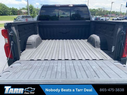Used 2021 Chevrolet Silverado 1500 LT Trail Boss w/ Convenience Package II AWD/4WD image 19