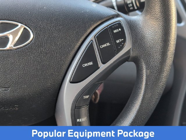 Used 2016 Hyundai Elantra SE w/ Option Group 02 FWD image 20