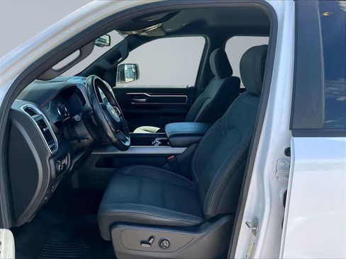 Used 2019 RAM 1500 Big Horn AWD/4WD image 24