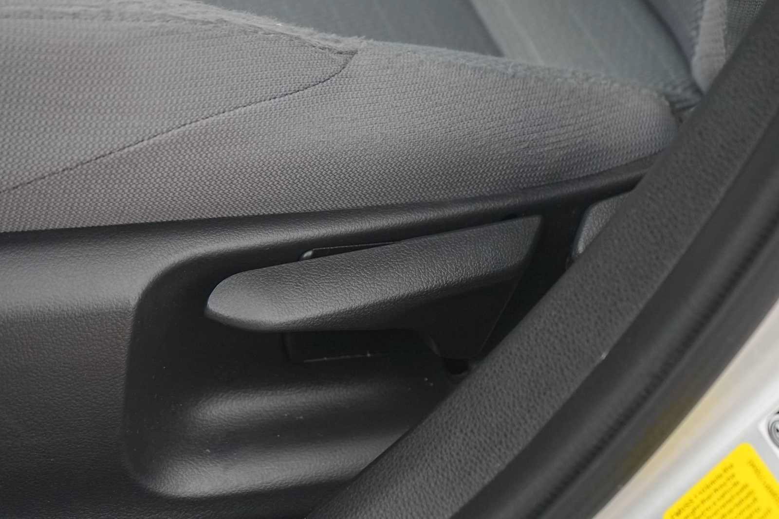 Used 2024 Toyota Corolla SE FWD image 12