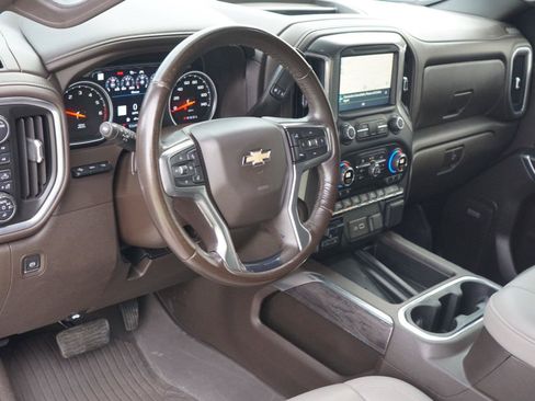 Used 2021 Chevrolet Silverado 1500 LTZ w/ LTZ Premium Texas Edition AWD/4WD image 9