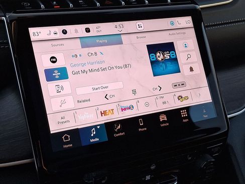 New 2025 Jeep Grand Cherokee Limited w/ MOPAR Finishing Package image 13