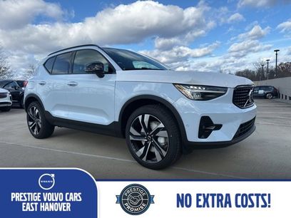 New 2026 Volvo XC40 B5 Plus w/ Climate Package