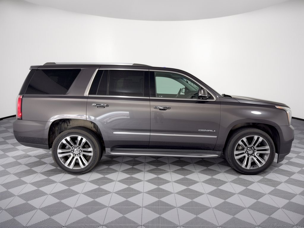 Used 2017 GMC Yukon Denali w/ Open Road Package AWD/4WD image 8