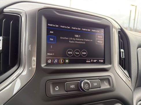 New 2026 Chevrolet Silverado 1500 W/T w/ WT Value Package image 18