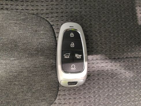 Used 2023 Hyundai Santa Fe SEL AWD/4WD image 32