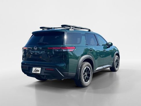 Used 2025 Nissan Pathfinder Rock Creek AWD/4WD image 4