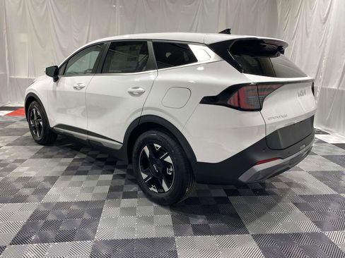 New 2026 Kia Sportage LX w/ LX Convenience Package FWD image 2