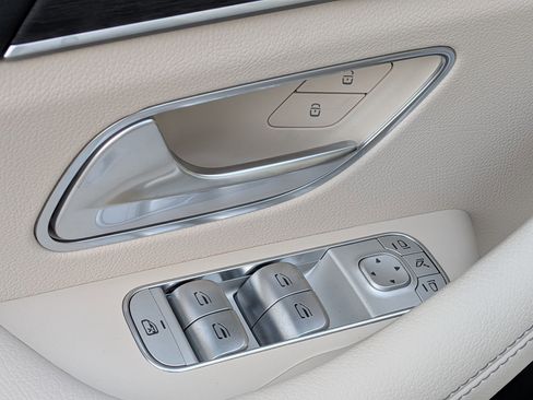 New 2026 Mercedes-Benz GLE 350 4MATIC image 16