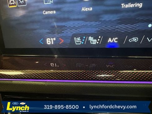 Used 2025 Chevrolet Traverse RS w/ LPO, Floor Liner Package AWD/4WD image 16