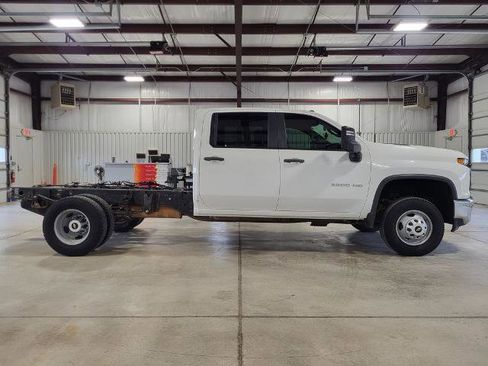 Used 2021 Chevrolet Silverado 3500 W/T w/ WT Convenience Package AWD/4WD image 6