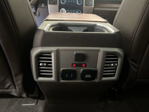 Used 2019 Ford F150 King Ranch w/ Equipment Group 601A Luxury AWD/4WD image 21