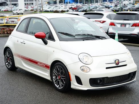 Used 2017 FIAT 500 Abarth image 7