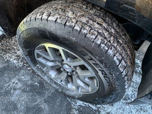 Certified 2022 GMC Canyon AT4 image 9