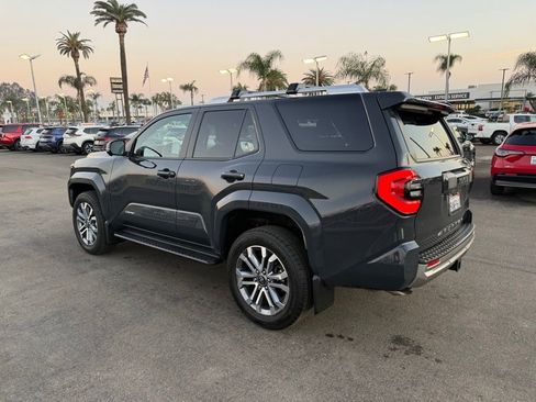 Used 2025 Toyota 4Runner Limited image 4