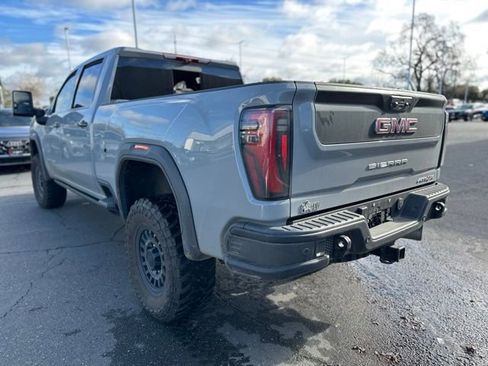 Used 2024 GMC Sierra 2500 AT4X w/ AT4X AEV Edition image 5