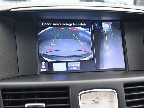 Used 2019 INFINITI Q70 L 3.7 image 23