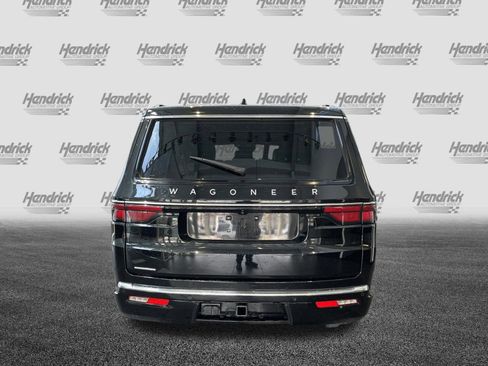 Used 2023 Jeep Wagoneer 4WD w/ Convenience Group I image 9