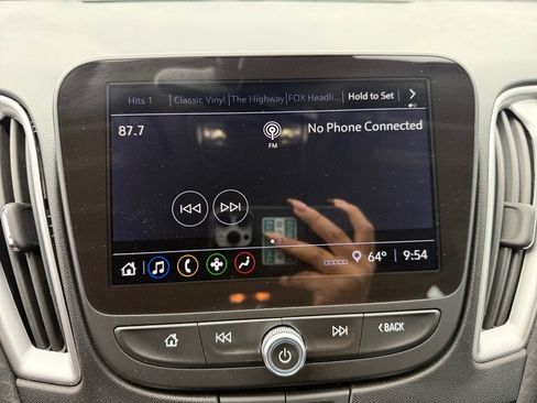 Used 2024 Chevrolet Malibu LT FWD image 26